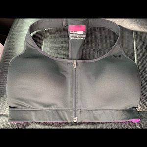 Under armour size 34DD
